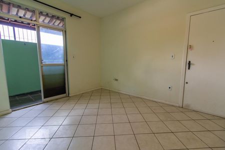 Sala de apartamento à venda com 2 quartos, 65m² em Floresta, Belo Horizonte
