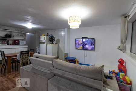 Sala 1 de casa à venda com 5 quartos, 260m² em Jardim Cocaia, Guarulhos