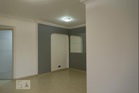 Sala de apartamento para alugar com 3 quartos, 80m² em Vila Prudente, São Paulo