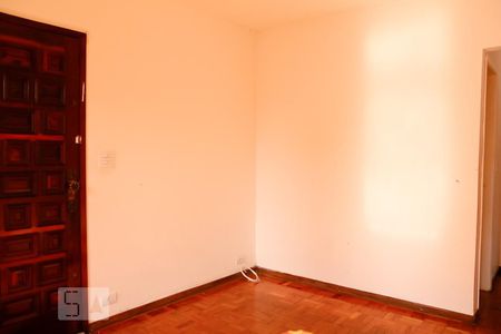 Sala de casa para alugar com 2 quartos, 100m² em Veleiros, São Paulo