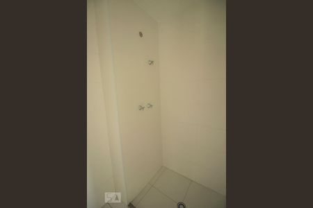 Banheiro de apartamento para alugar com 3 quartos, 56m² em Vila Paulista, São Paulo