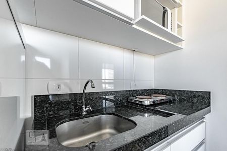 Cozinha - Torneira de kitnet/studio para alugar com 1 quarto, 21m² em Centro, Curitiba