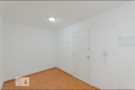 Sala/Cozinha de apartamento para alugar com 1 quarto, 24m² em Vila Campanela, São Paulo