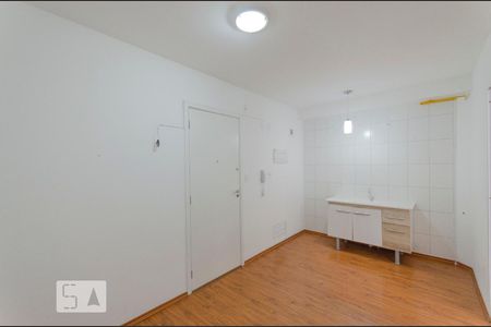 Sala/Cozinha de apartamento para alugar com 1 quarto, 24m² em Vila Campanela, São Paulo