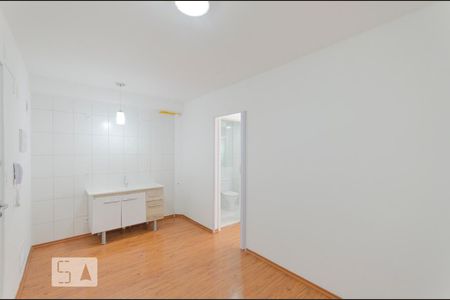 Sala/Cozinha de apartamento para alugar com 1 quarto, 24m² em Vila Campanela, São Paulo