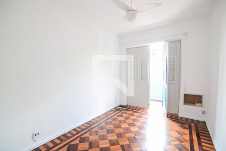 Quarto 1 de apartamento para alugar com 2 quartos, 70m² em Grajaú, Rio de Janeiro