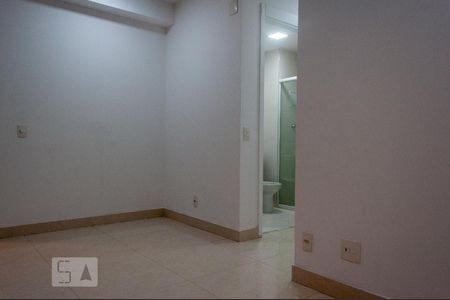 Sala de apartamento para alugar com 2 quartos, 61m² em Anil, Rio de Janeiro