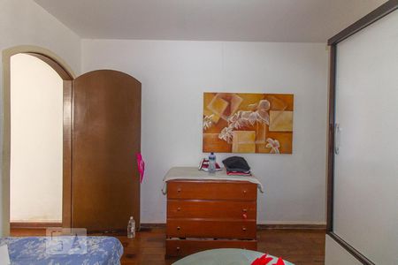 Quarto 1 de casa à venda com 4 quartos, 207m² em Vila Gomes Cardim, São Paulo