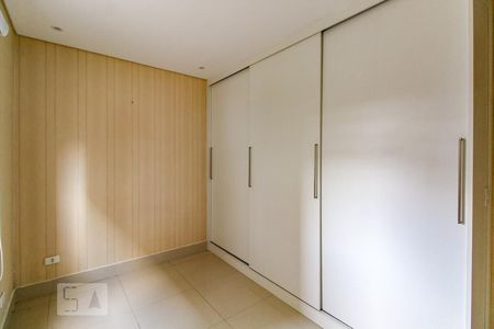 Quarto de apartamento à venda com 1 quarto, 54m² em Jardim Figueira, Guarulhos