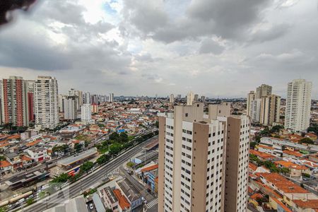 Vista de apartamento à venda com 3 quartos, 74m² em Vila Bertioga, São Paulo