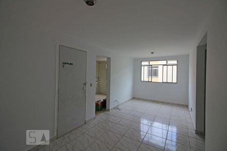 Sala de apartamento para alugar com 2 quartos, 57m² em Jardim Caiapia, Cotia