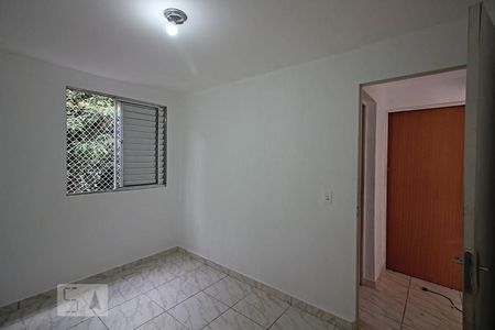 Quarto 1 de apartamento para alugar com 2 quartos, 57m² em Jardim Caiapia, Cotia