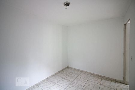 Quarto 2 de apartamento para alugar com 2 quartos, 57m² em Jardim Caiapia, Cotia