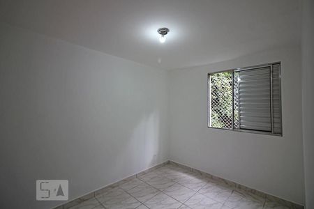 Quarto 1 de apartamento para alugar com 2 quartos, 57m² em Jardim Caiapia, Cotia