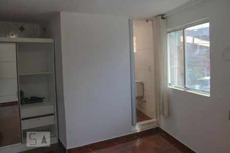 Quarto de casa à venda com 1 quarto, 40m² em Cidade Intercap, Taboão da Serra
