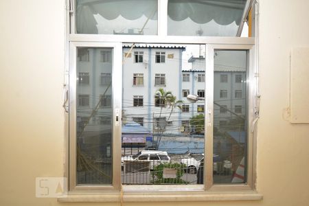 Sala de apartamento para alugar com 2 quartos, 50m² em Inhaúma, Rio de Janeiro