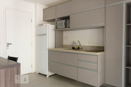 Cozinha de kitnet/studio para alugar com 1 quarto, 35m² em Campo Belo, São Paulo