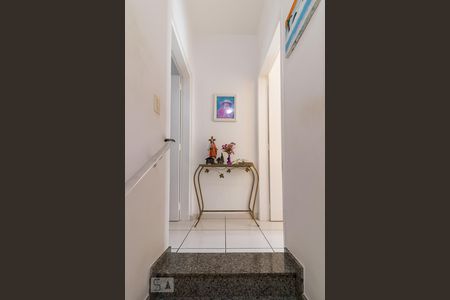 Corredor de casa de condomínio para alugar com 2 quartos, 80m² em Gopoúva, Guarulhos