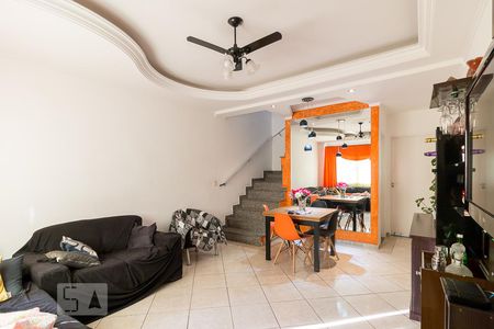 Sala de casa de condomínio para alugar com 2 quartos, 80m² em Gopoúva, Guarulhos