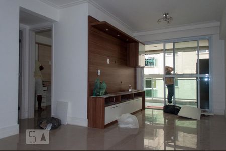 Sala de apartamento para alugar com 3 quartos, 80m² em Pechincha, Rio de Janeiro