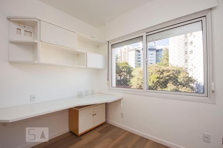 Quarto 1 de apartamento para alugar com 3 quartos, 144m² em Petrópolis, Porto Alegre