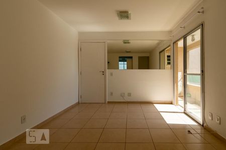 Sala de apartamento para alugar com 3 quartos, 69m² em Paraíso do Morumbi, São Paulo