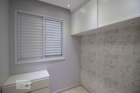 Quarto de apartamento à venda com 2 quartos, 54m² em Quitaúna, Osasco