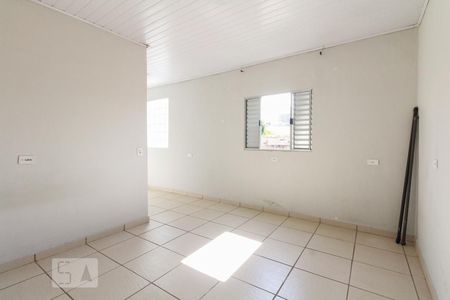 Quarto/Suíte  de casa para alugar com 1 quarto, 45m² em Guaiaúna, São Paulo