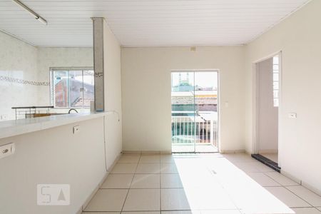 Sala  de casa para alugar com 1 quarto, 45m² em Guaiaúna, São Paulo