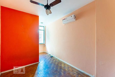 Quarto 2 de apartamento para alugar com 2 quartos, 60m² em Icaraí, Niterói