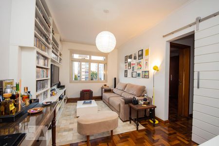 Sala  de apartamento para alugar com 3 quartos, 92m² em Floresta, Porto Alegre