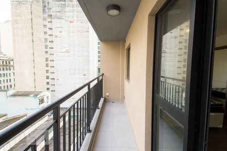 Varanda  de kitnet/studio para alugar com 1 quarto, 28m² em Liberdade, São Paulo