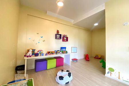 Apartamento à venda com 90m², 3 quartos e 2 vagas Apartamento à venda com 90m², 3 quartos e 2 vagasBrinquedoteca