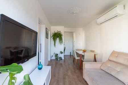 Sala de apartamento à venda com 1 quarto, 44m² em Jardim Lindoia, Porto Alegre