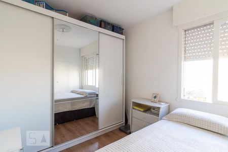 Quarto 1 de apartamento à venda com 1 quarto, 44m² em Jardim Lindoia, Porto Alegre