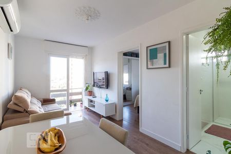 Sala de apartamento à venda com 1 quarto, 44m² em Jardim Lindoia, Porto Alegre