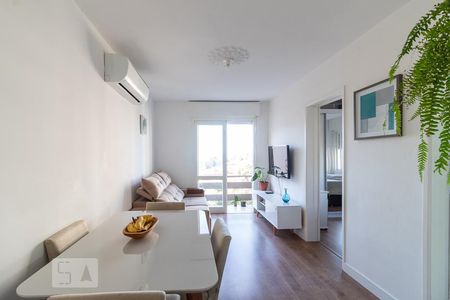 Sala de apartamento à venda com 1 quarto, 44m² em Jardim Lindoia, Porto Alegre