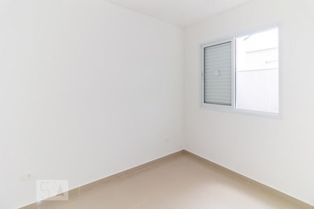 Quarto de apartamento à venda com 1 quarto, 30m² em Vila Nivi, São Paulo