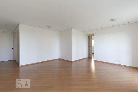 Sala de apartamento para alugar com 2 quartos, 80m² em Vila Suzana, São Paulo