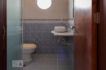 Banheiro Social de apartamento à venda com 2 quartos, 64m² em Cidade Vargas, São Paulo
