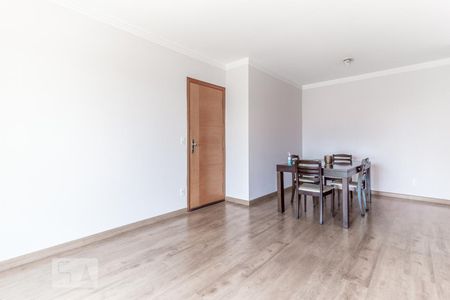 Sala de apartamento para alugar com 3 quartos, 86m² em Vila Santo Estevão, São Paulo