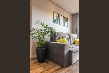 Detahe da Sala de apartamento para alugar com 2 quartos, 68m² em Jardim Tupanci, Barueri