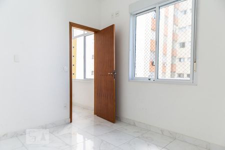 Quarto de apartamento para alugar com 2 quartos, 64m² em Boqueirão, Santos