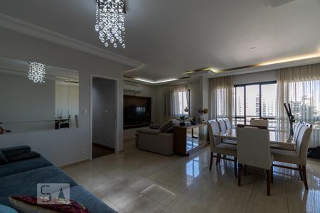 Sala de apartamento à venda com 3 quartos, 127m² em Vila Suzana, São Paulo