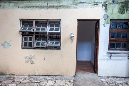 Fachada de casa para alugar com 1 quarto, 45m² em Jardim Andaraí, São Paulo