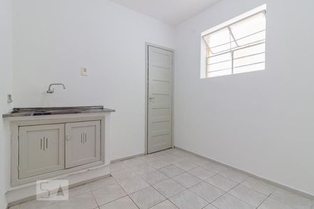 Cozinha de apartamento à venda com 1 quarto, 36m² em Cristal, Porto Alegre