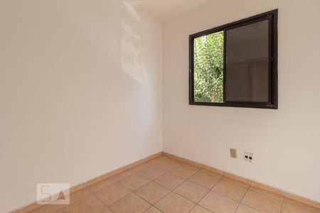 Quarto 1 de apartamento para alugar com 2 quartos, 58m² em Jardim Celeste, São Paulo