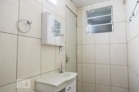 Banheiro de apartamento à venda com 1 quarto, 24m² em Centro, Guarulhos