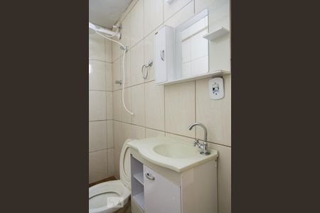 Banheiro de apartamento à venda com 1 quarto, 24m² em Centro, Guarulhos