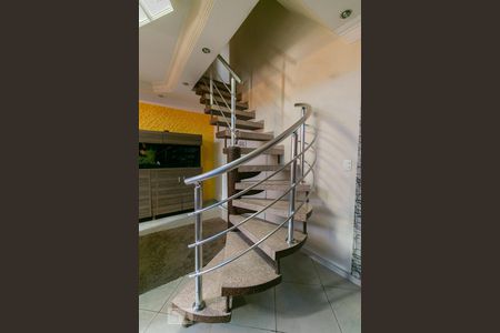 Sala - Escadas de casa à venda com 4 quartos, 280m² em Jardim Vila Formosa, São Paulo
